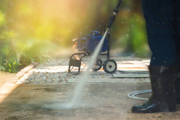 Best Deck and Patio Pressure Washing in Taft Southwest, TX